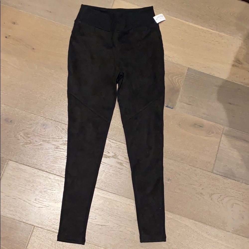 Women’s/juniors black microsuede pants/leggings -S